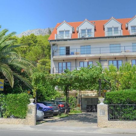 Hotel Pansion Begic Omiš Esterno foto