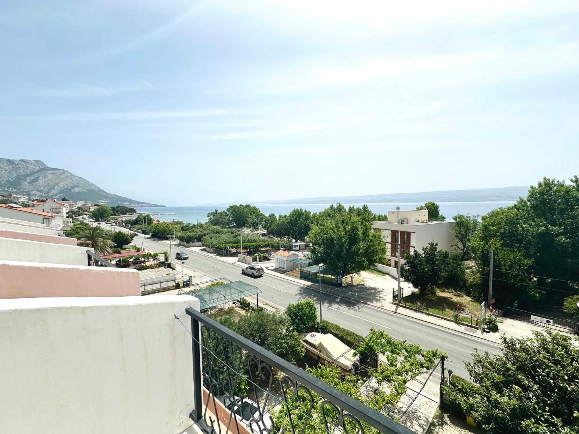 Hotel Pansion Begic Omiš Esterno foto
